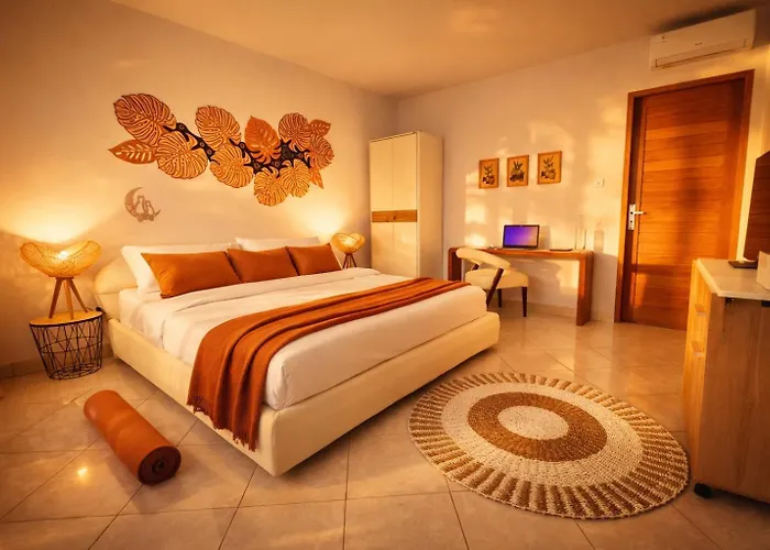 Exclusive 3br Pool - Boutique Yoga & Fitness Retreat Near Nirvana *